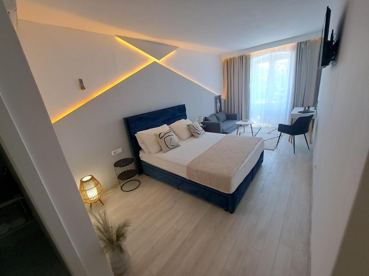 Aurora Beachfront Luxury Rooms&Suites Brela Eksteriør bilde