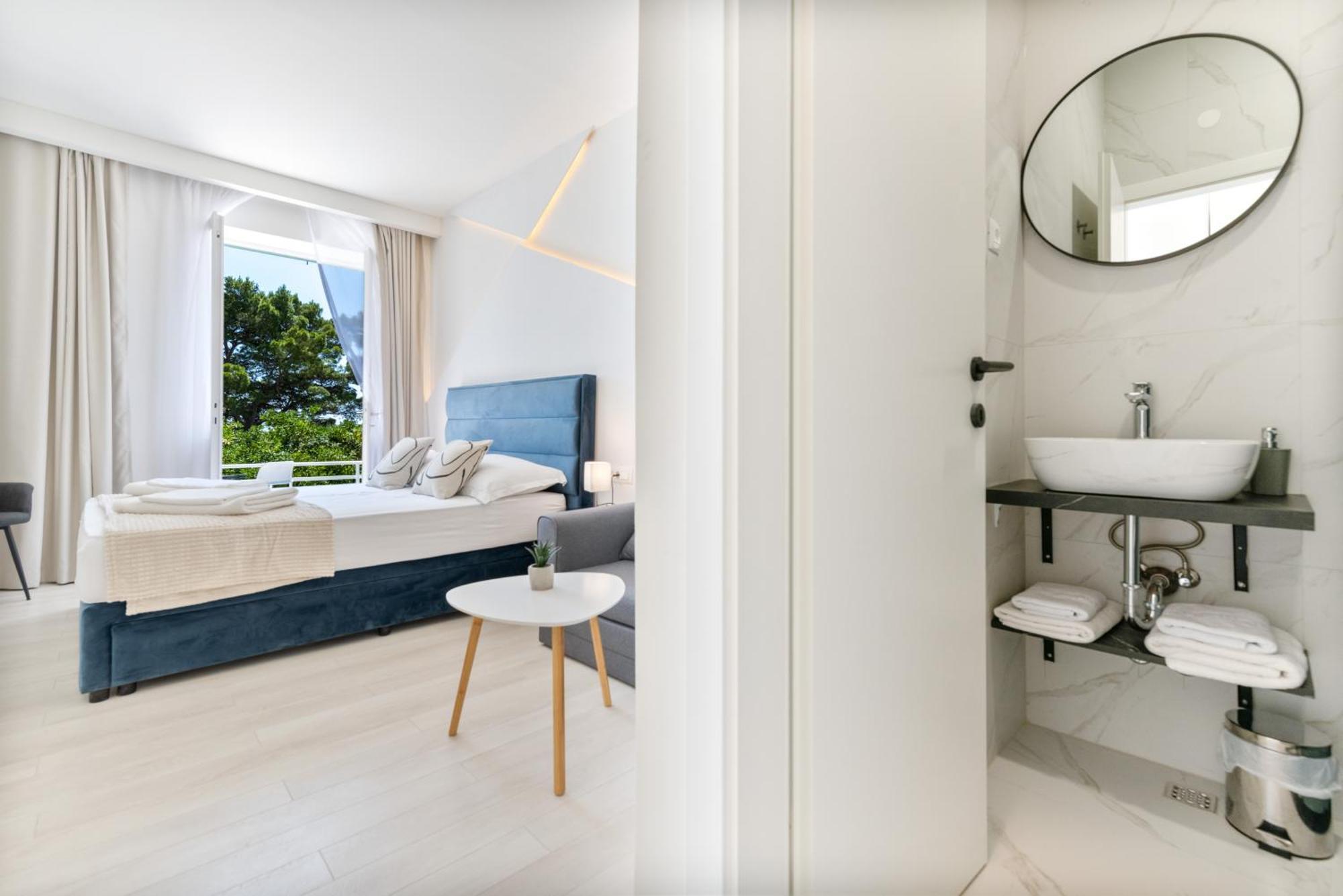 Aurora Beachfront Luxury Rooms&Suites Brela Eksteriør bilde